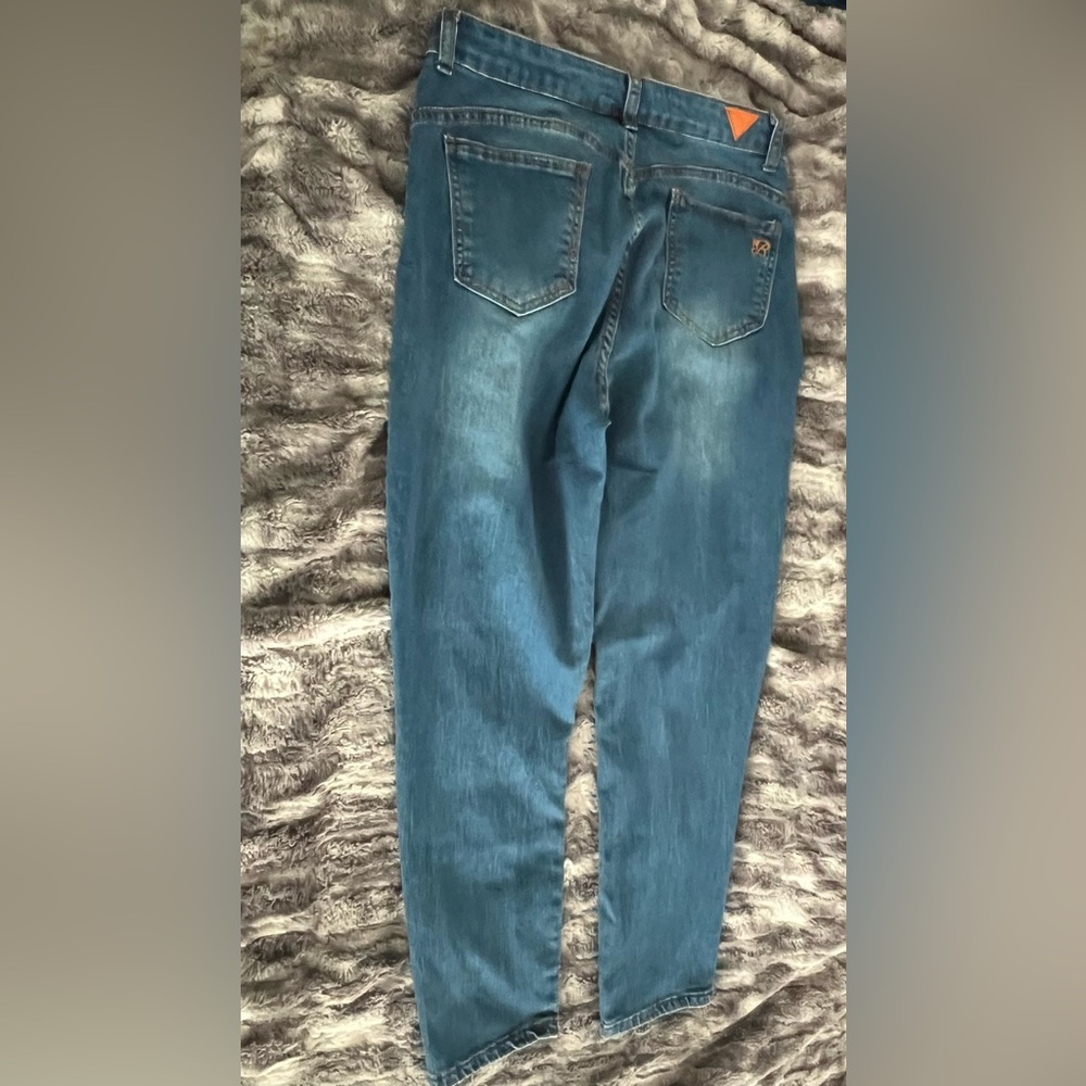 Red bottom jeans - Picture 3 of 3